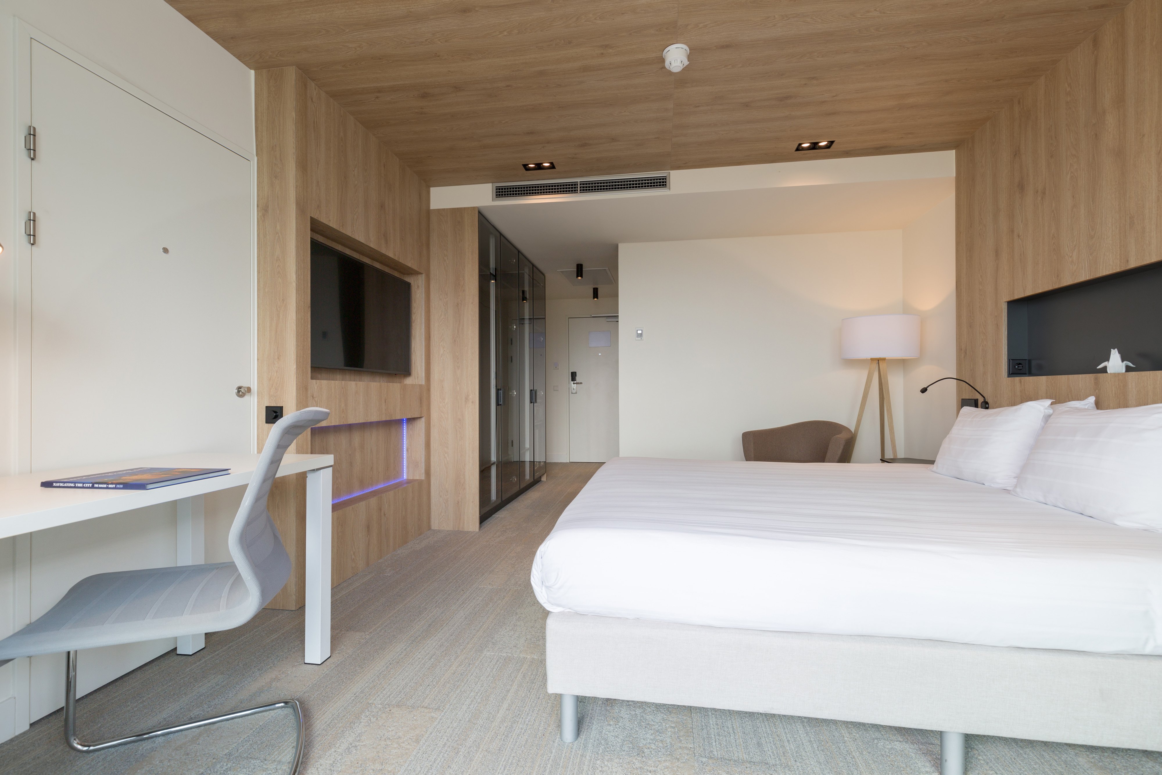 Disabled Room 1 King Bed