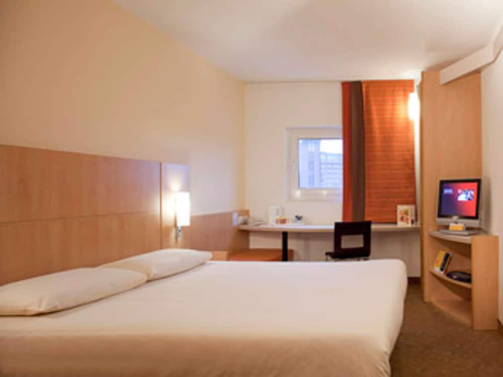Ibis Leeds Centre Marlborough Street 17/57