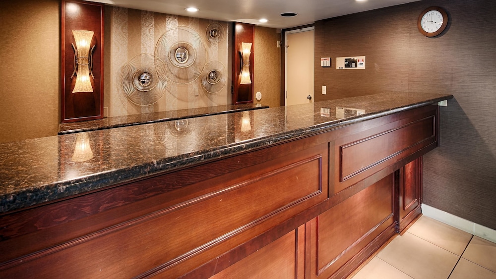 Best Western Alderwood 9/48