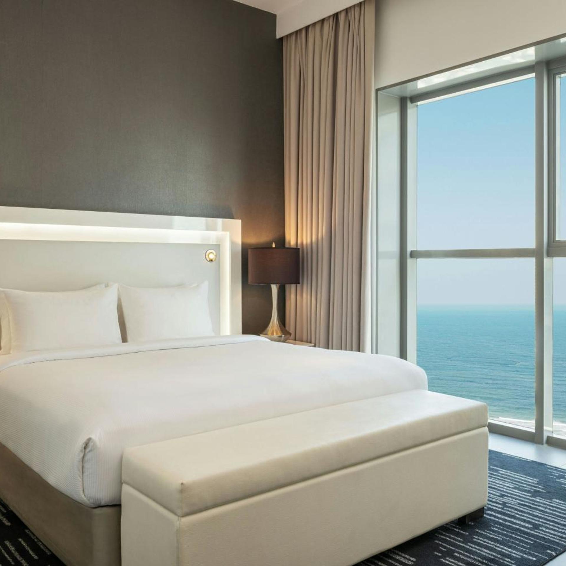 Beach, Deluxe, King Bed, Marina View