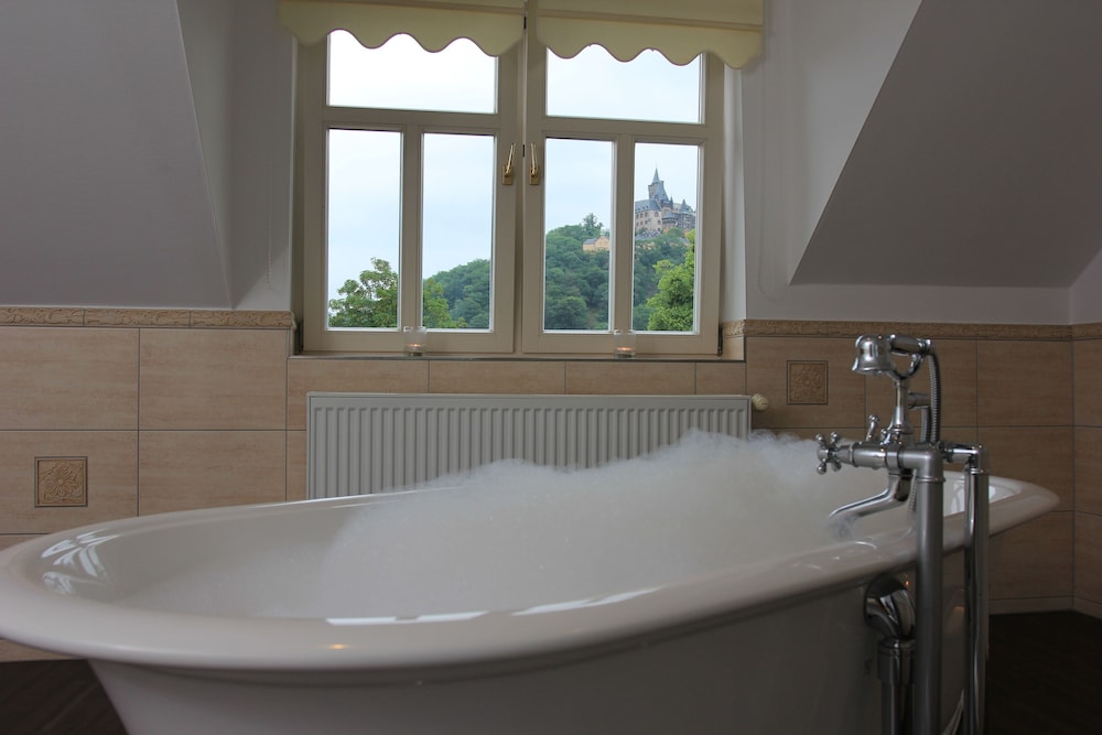 Hotel Schlosspalais Wernigerode 49/50