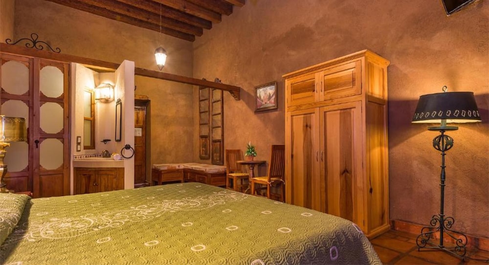 Hotel Refugio del Angel 29/49