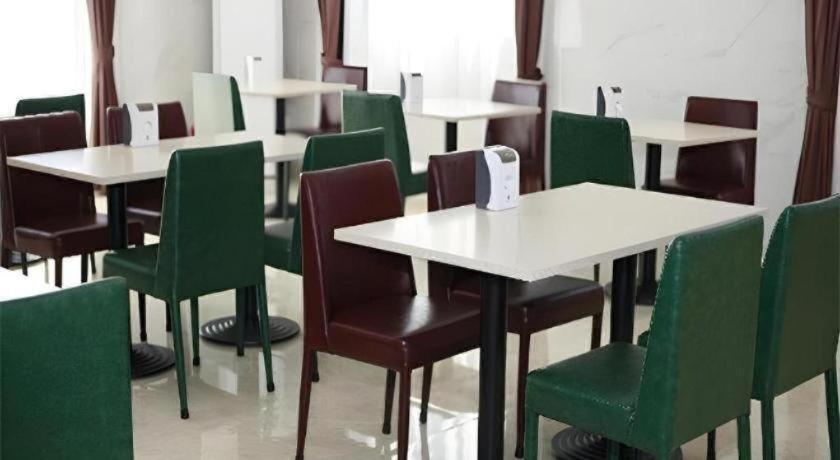 City Comfort Inn Foshan Gaoming Huaying Square Hotel 42/56
