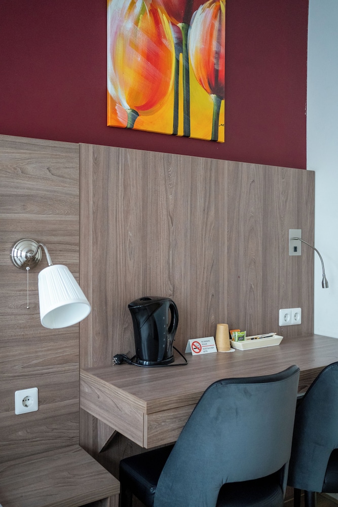 Aadam Wilhelmina 50/61