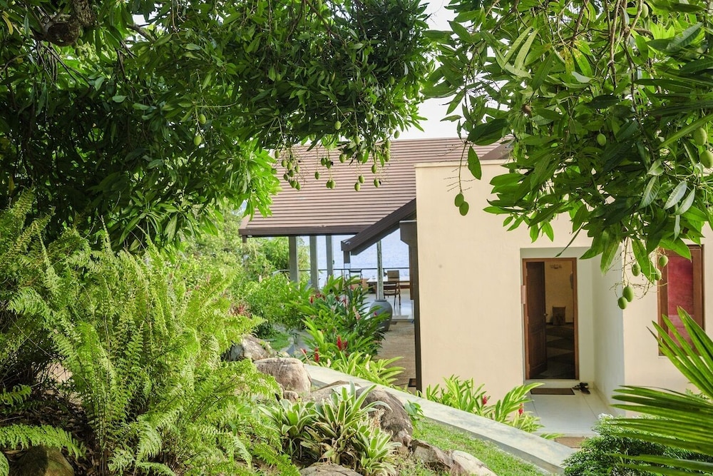 Sea Heart House On Koggala Lake 39/50