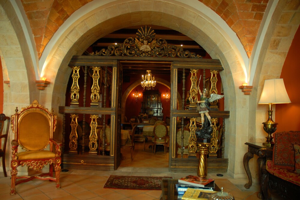 Parador Santa Maria La Real 6/36