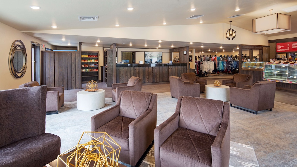 Best Western Golden Spike Inn & Suites 28/33