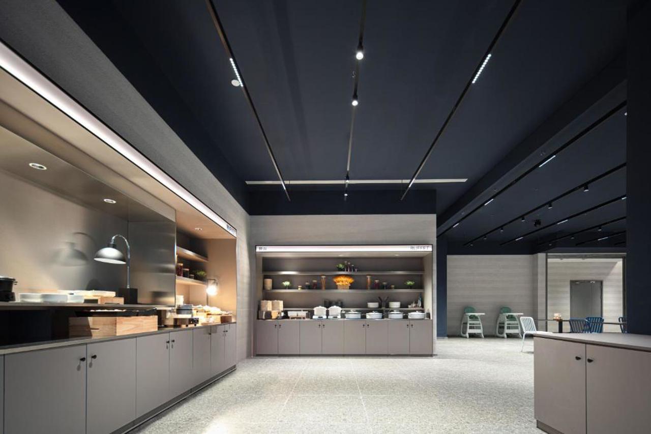 Shanghai Daning International Xiexin Plaza Light House Hotel 8/14