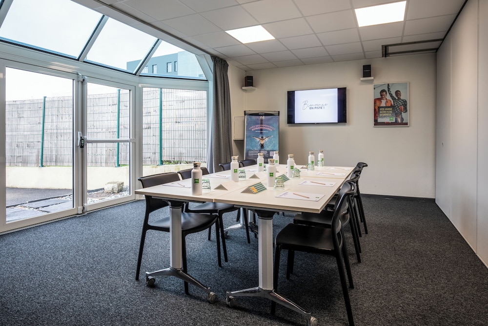Ibis Styles Colombes Paris Ouest 73/82