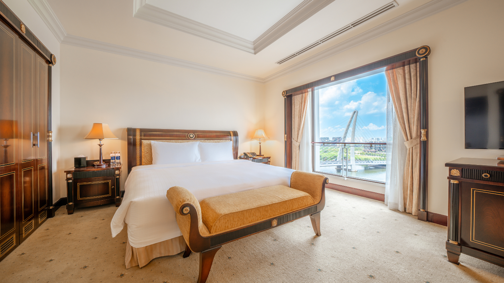 Lotte Hotel Saigon 12/50