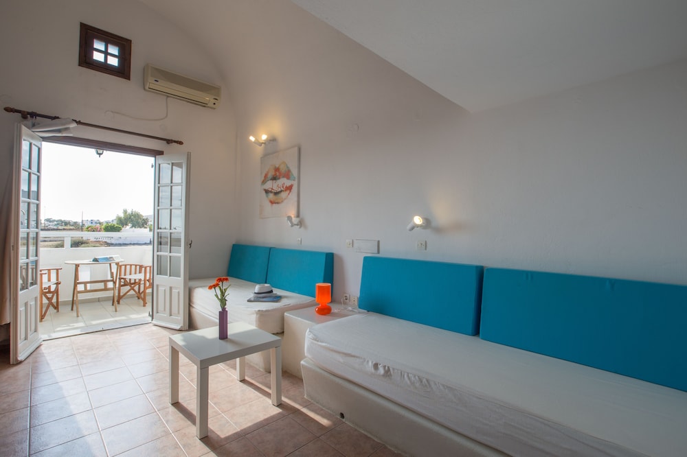 Iliada Hotel Santorini 37/63