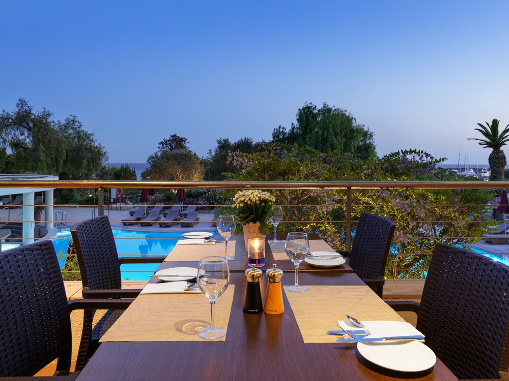 The Tower at St Raphael Resort 39/50
