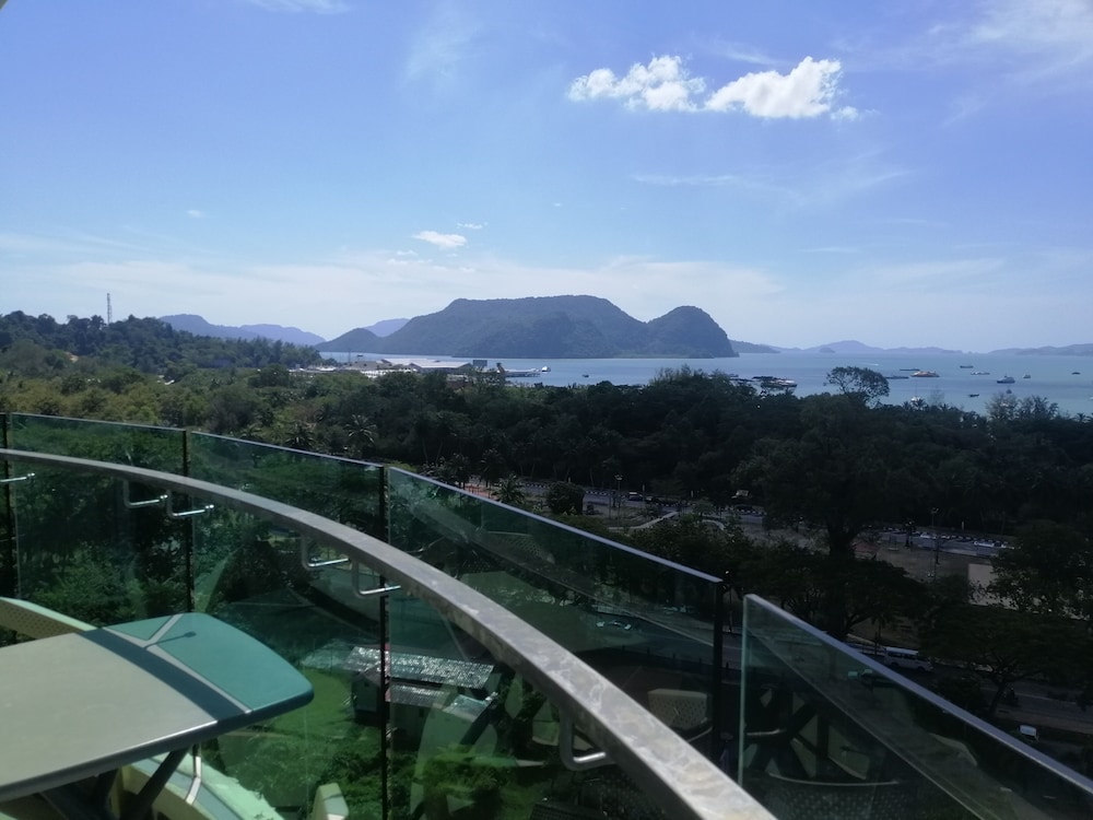 Langkawi Seaview Hotel 73/76