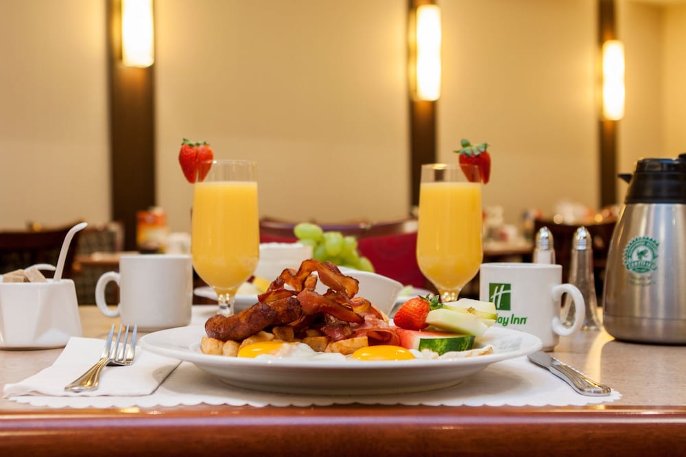 Holiday Inn Laval Montreal 52/80