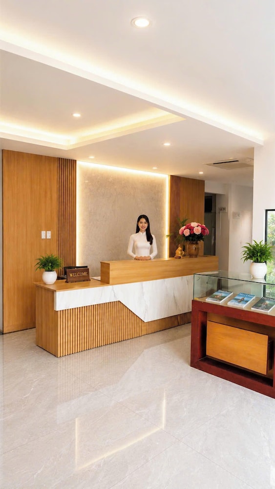 Hidden Charm Hotel 7/50