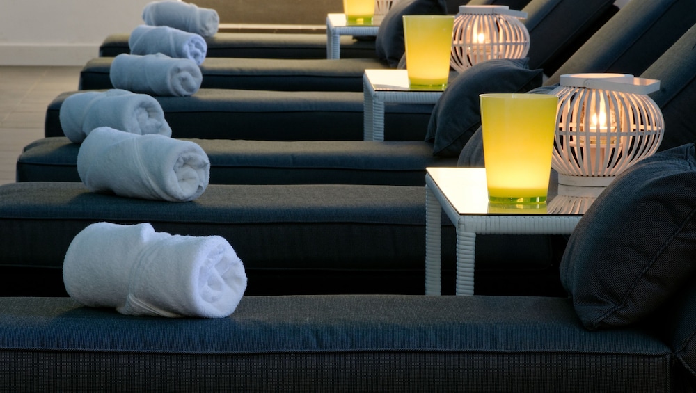 Open Village Sports Hotel Amp Spa Club 21/47