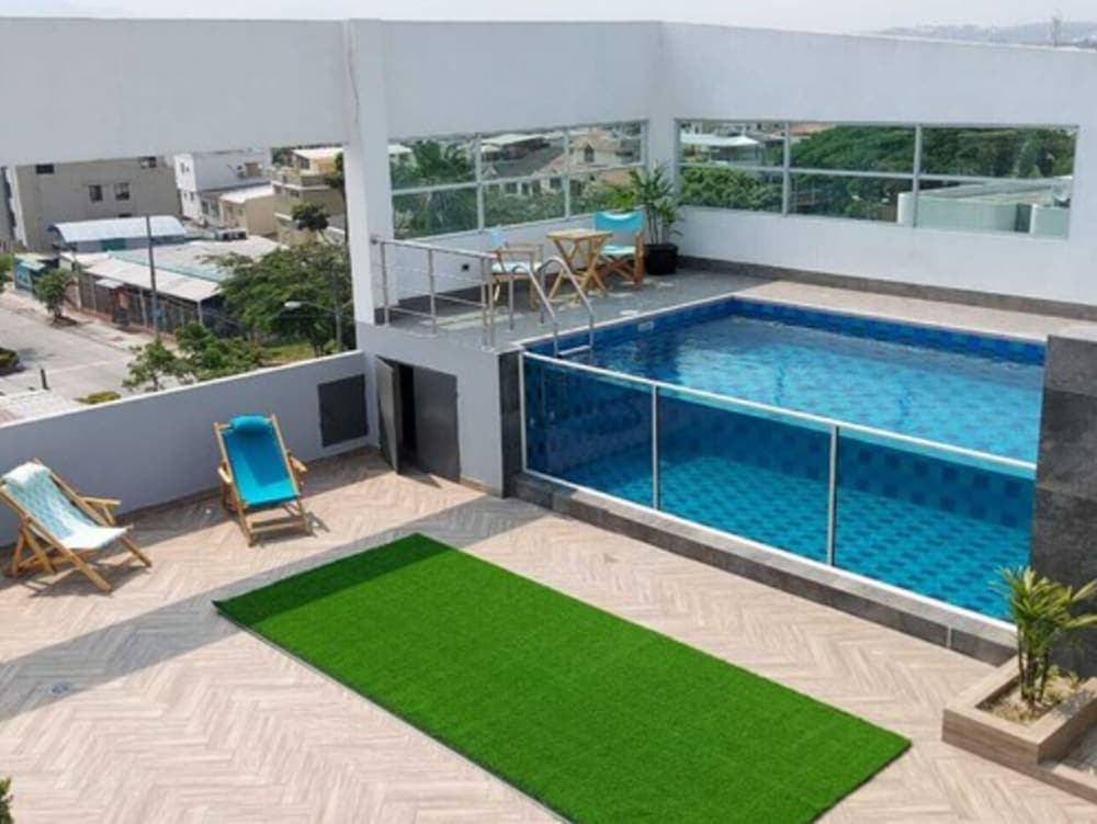 Hotel Puerto Pacifico Guayaquil Airport 47/50