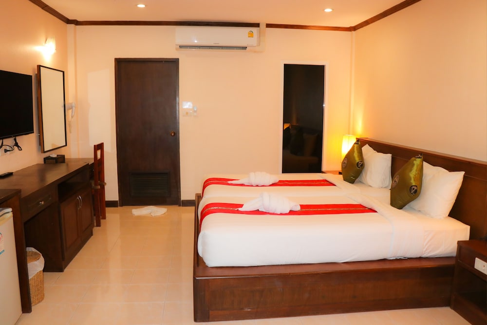 Andaman Seaside Resort Phuket 29/60