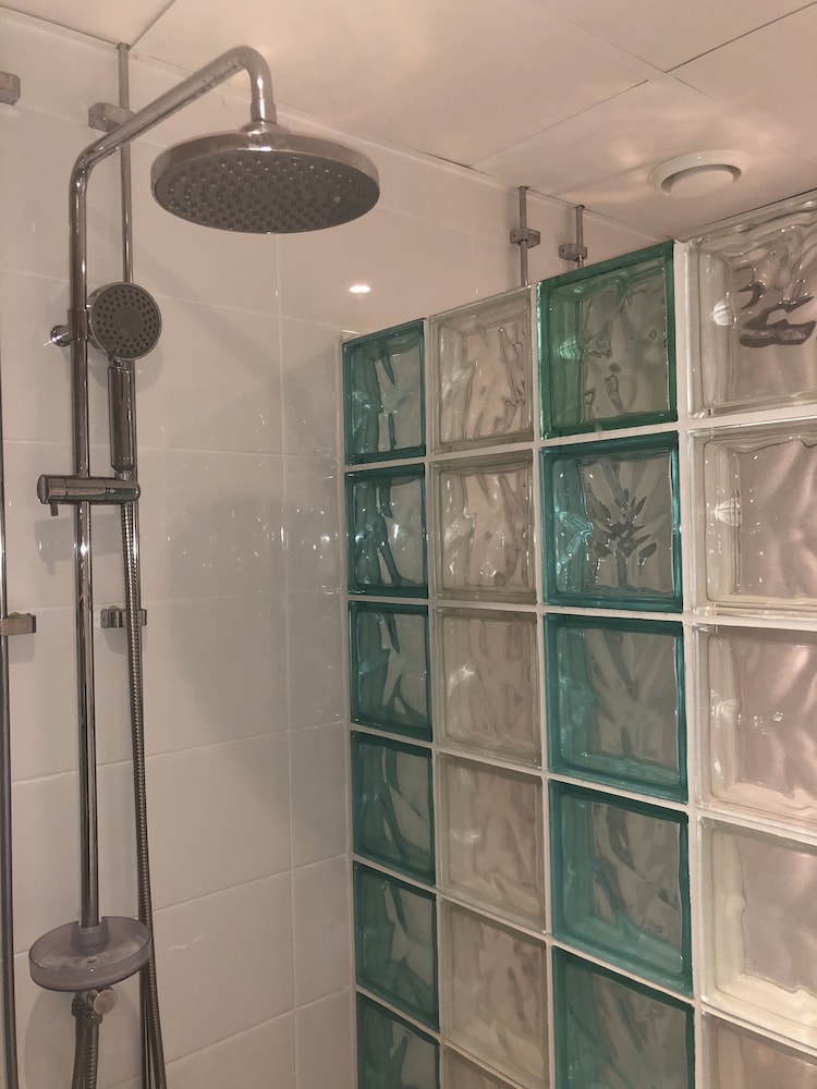 Kalmar Hotell 16/25