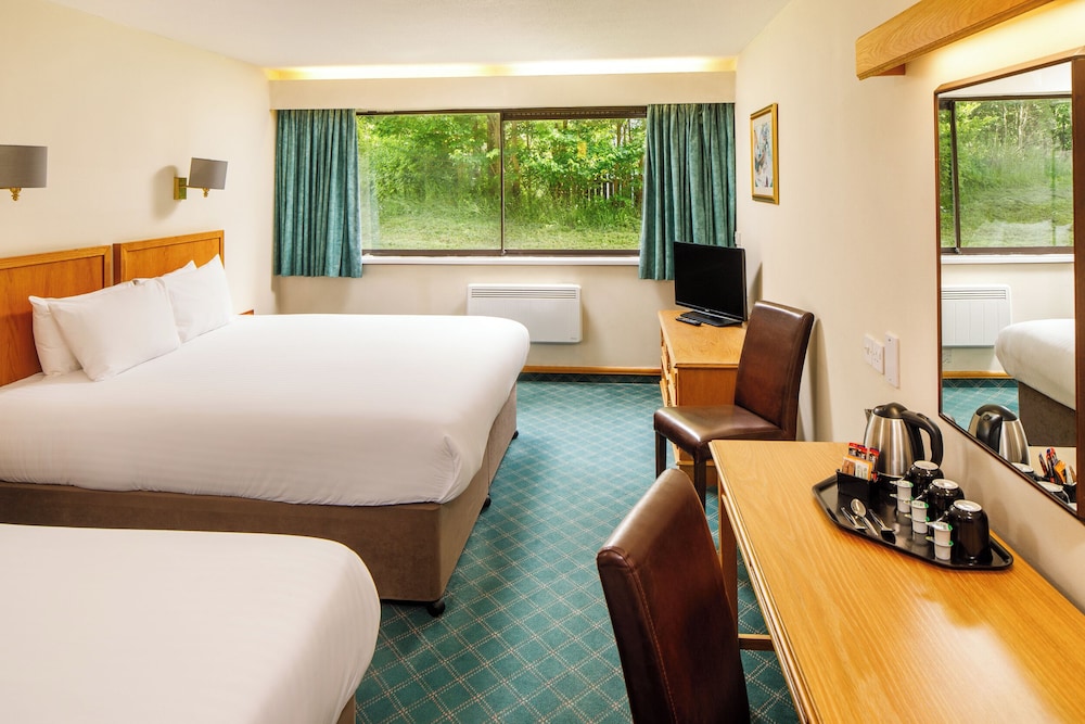 Mercure Livingston Hotel 18/71