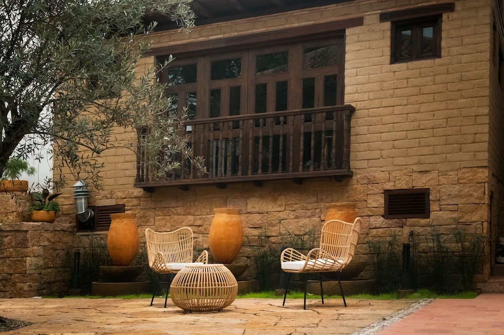 Casa Alcestre 1/50