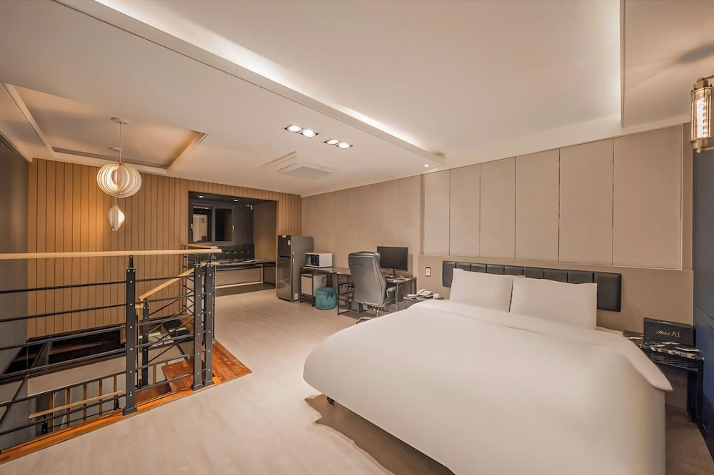 A1 Hotel Haedo 25/69