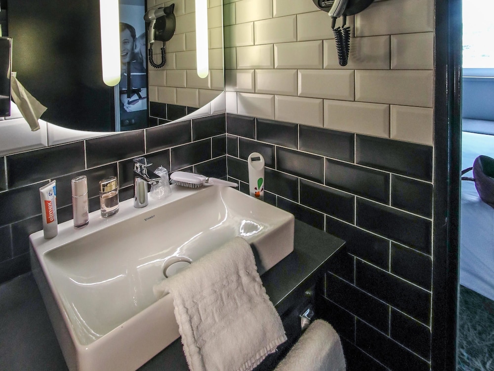 ibis Styles Clermont Ferrand Republique 46/48
