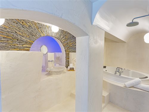 Island, Suite