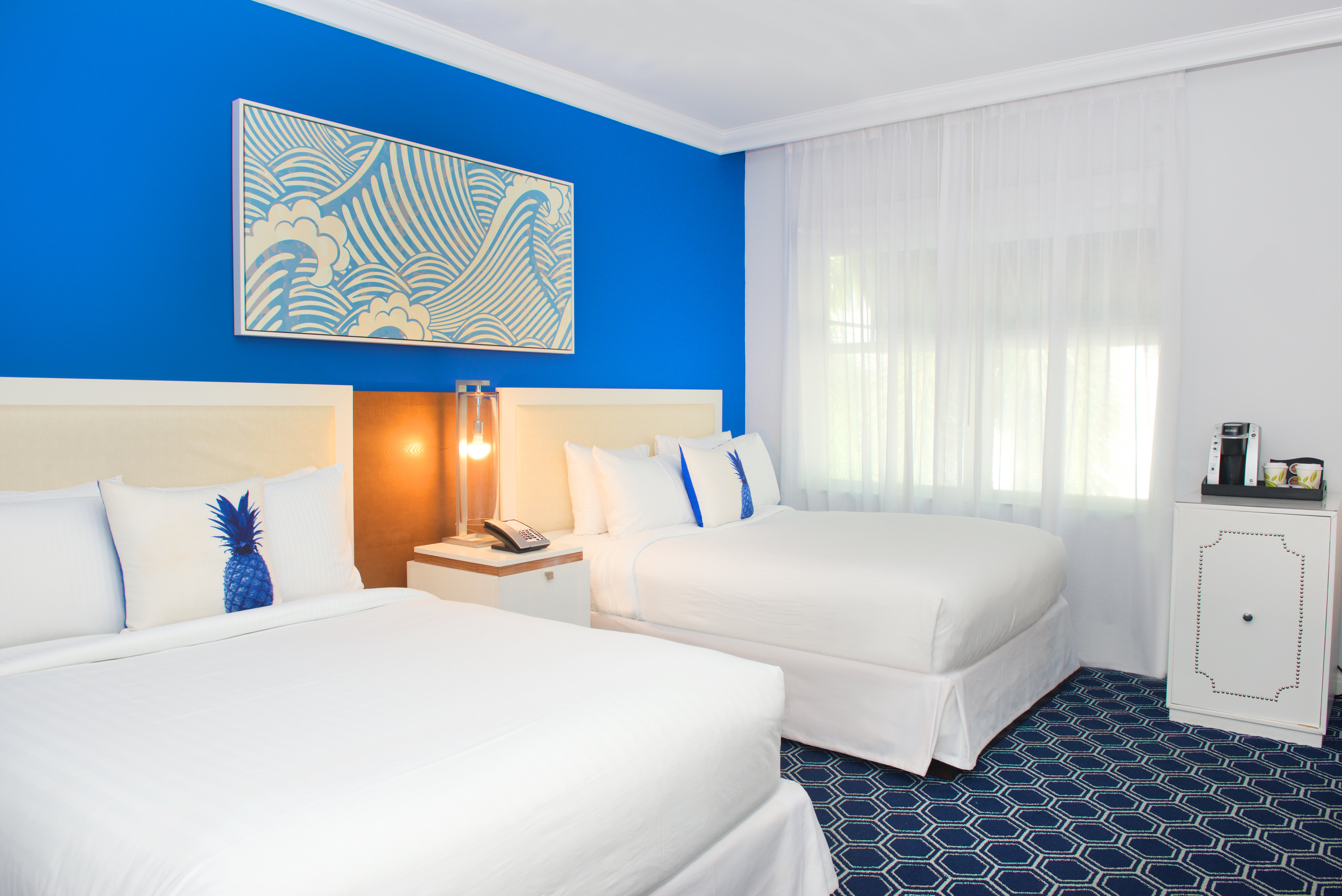 Blue Moon Hotel 26/75