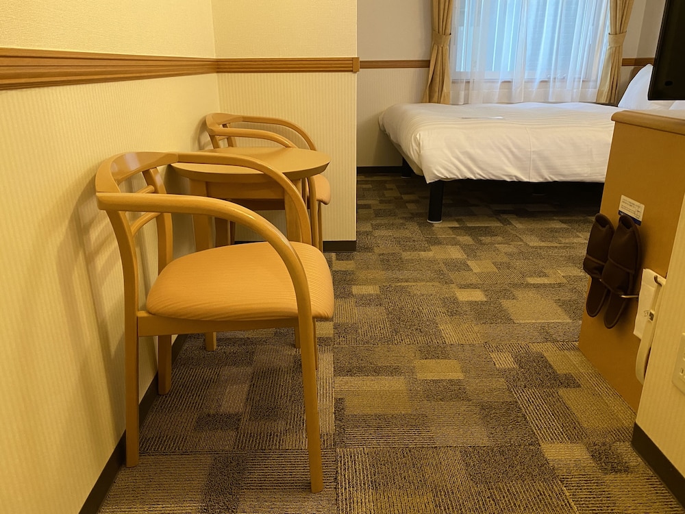 TOYOKO INN YOKOHAMA STADIUM-MAE NO.1 37/68