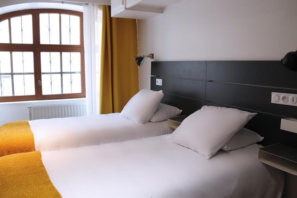 Hotel Athanor 20/46