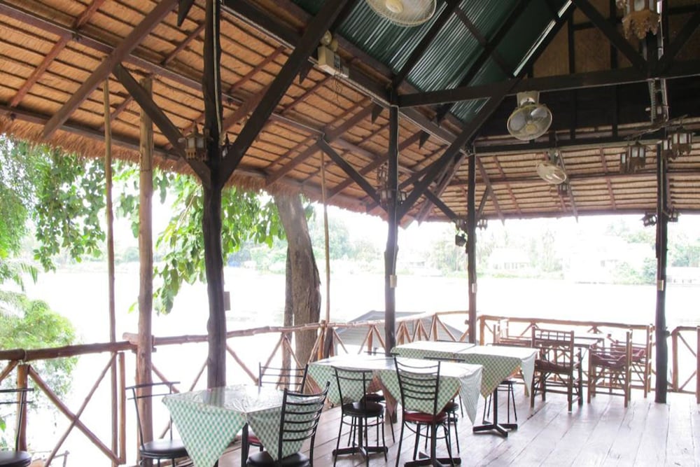 Sugar Cane Guest House 1 24/50