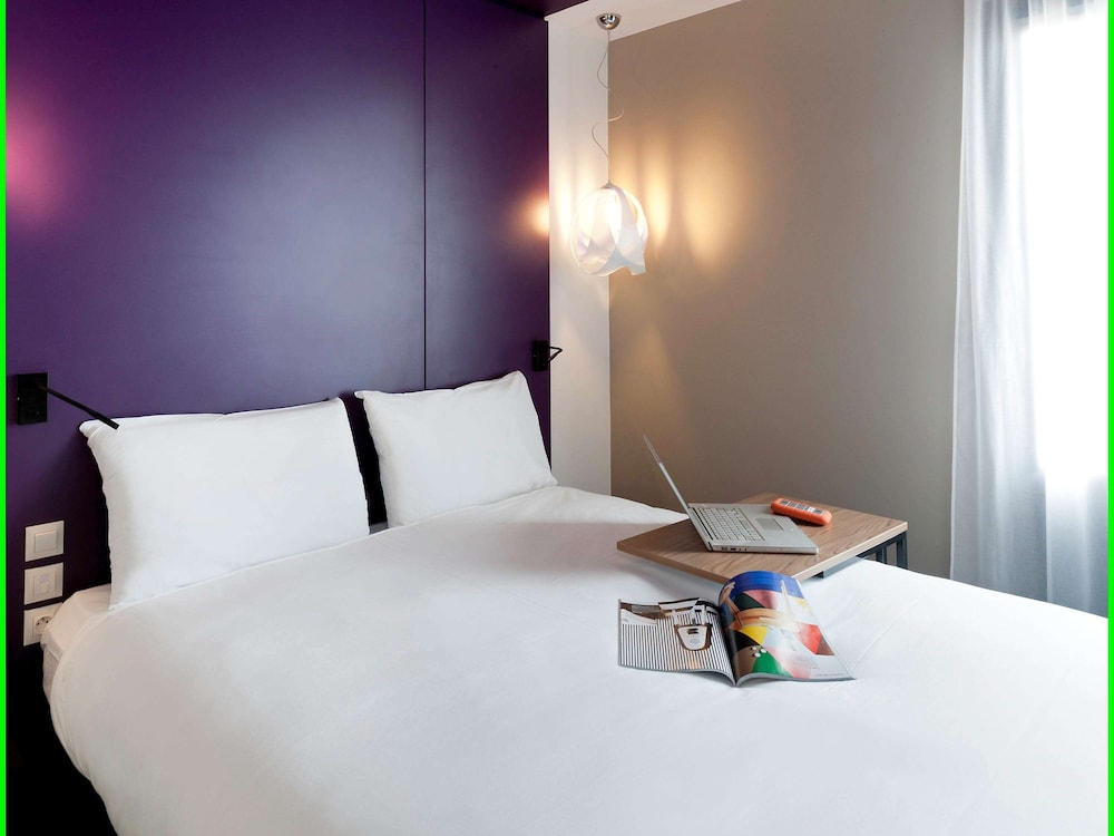 IBIS STYLES NIMES GARE CENTRE 16/57
