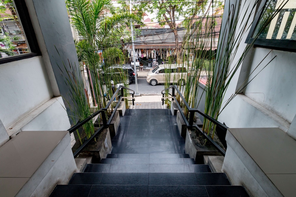 Ab Hotel Kuta 59/74