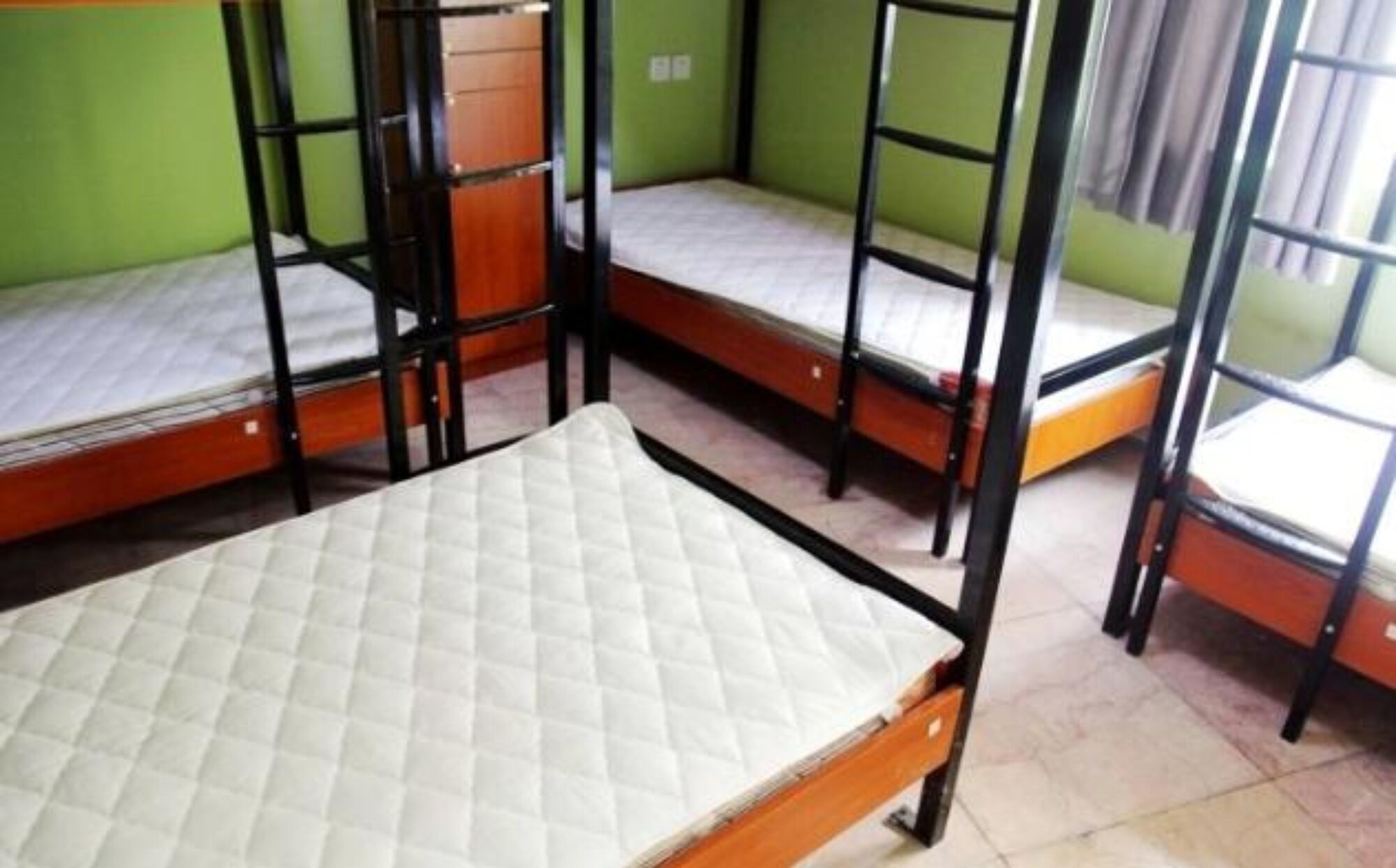 MALE DORM, 8 BEDS