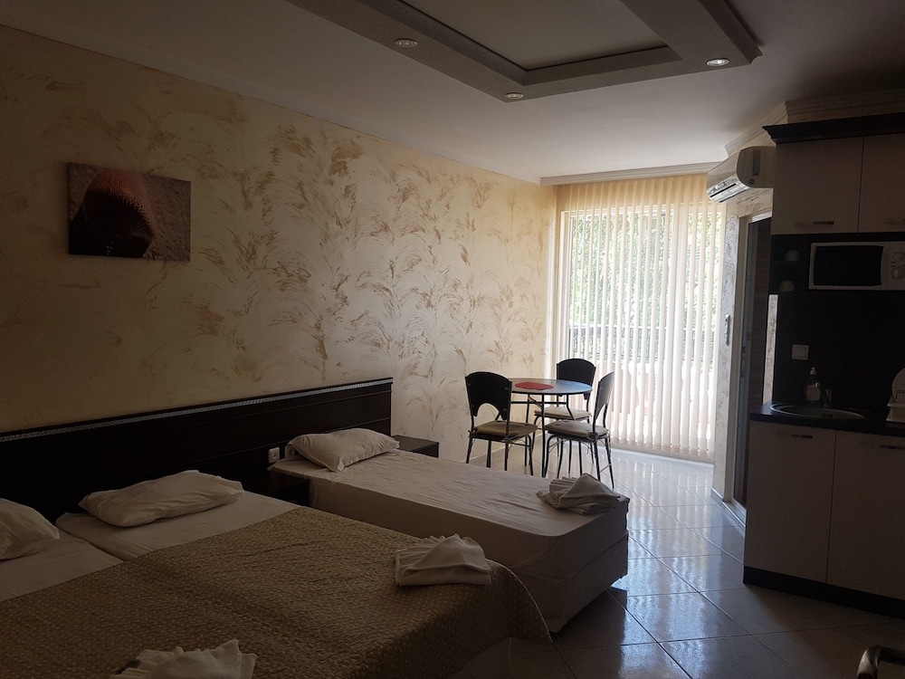BAHAMI RESIDENCE 16/68