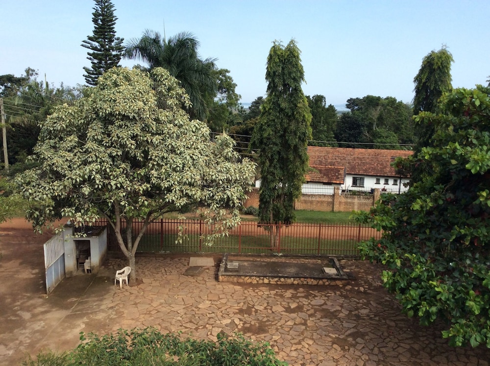 Skyway Hotel Entebbe 43/45