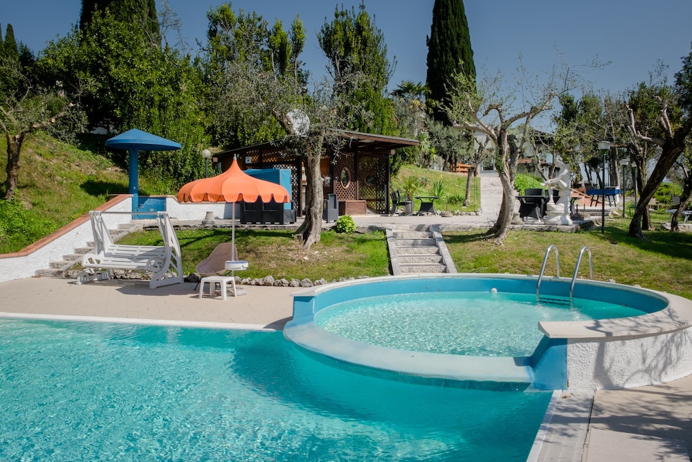 Hotel Mon Repos 46/50