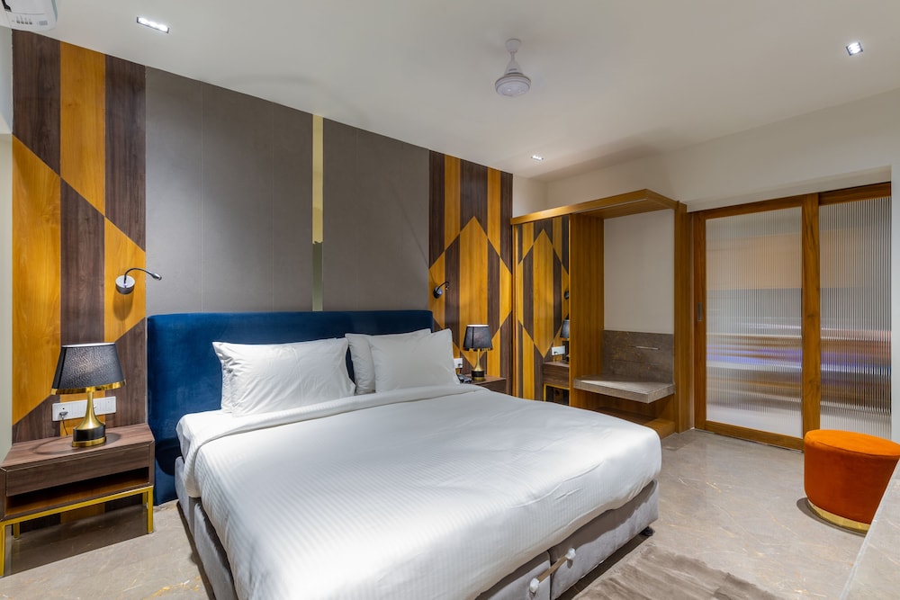 Nalanda Hotel 36/63