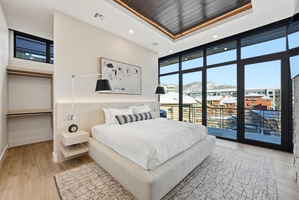 Hyatt at the Canyons by Park City Vacations 24/85