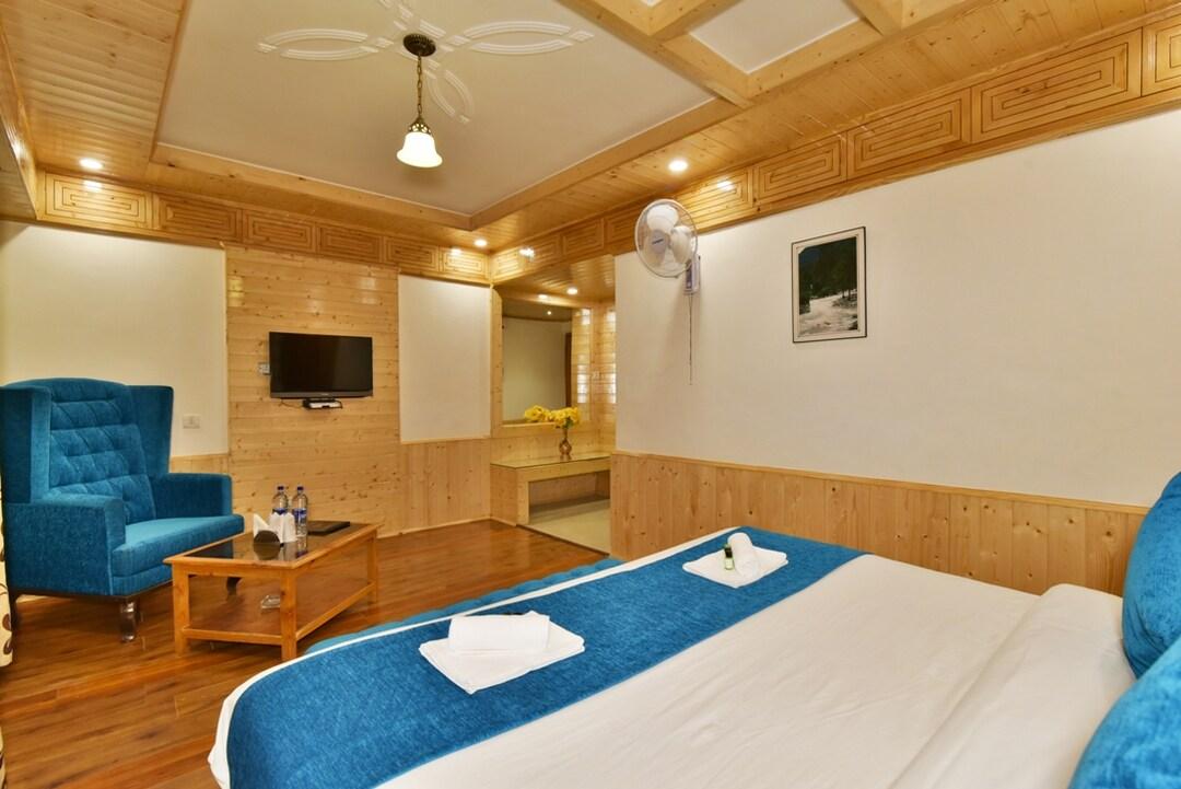 HOTEL HIMGIRI 22/50