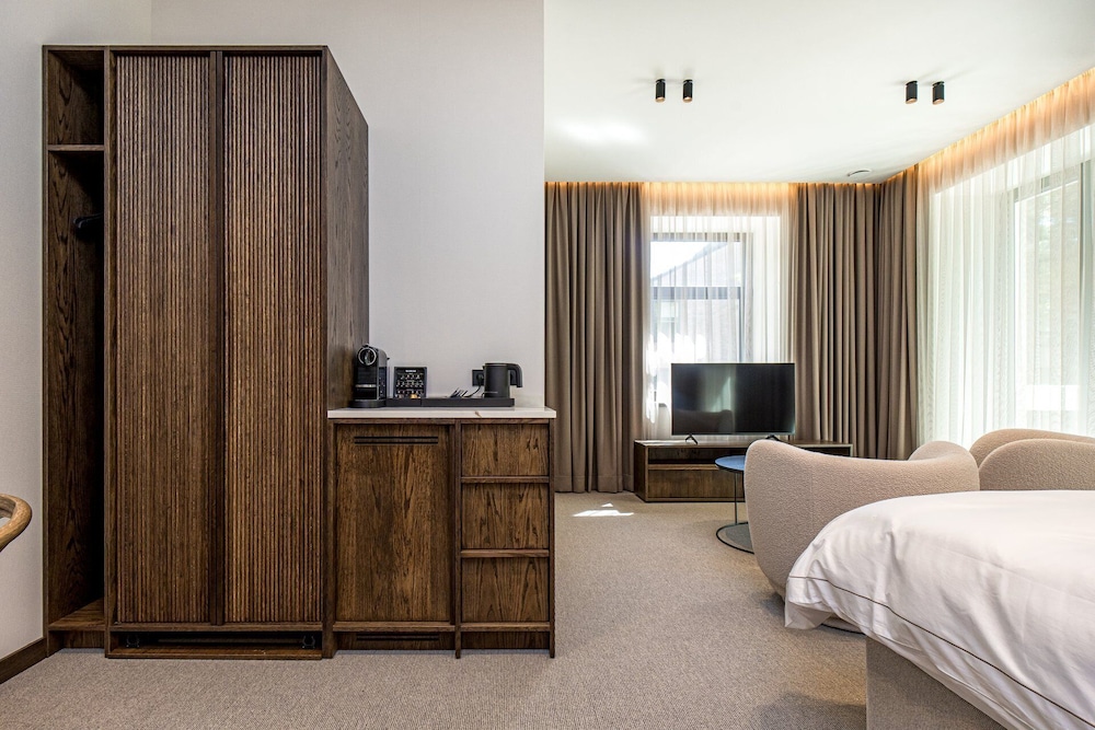 Deluxe, King Bed, Villa Building