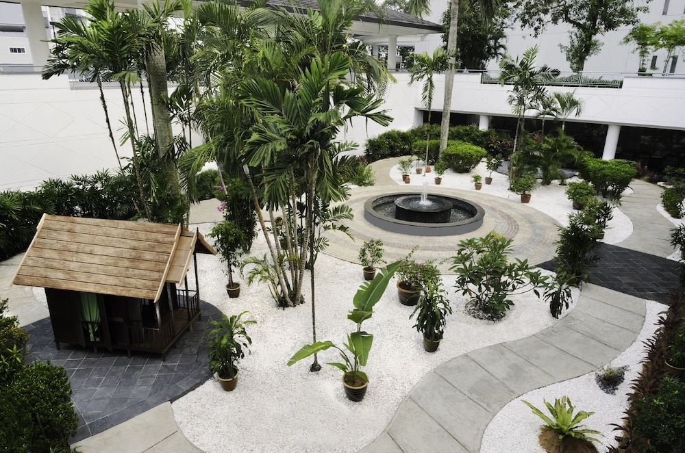 Thistle Hotel Johor Bahru 50/50