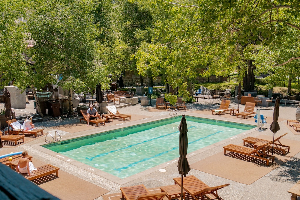 PlumpJack Squaw Valley Inn 34/53