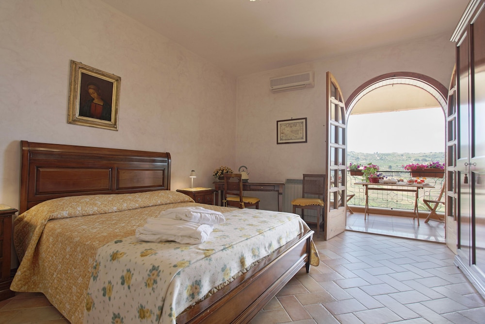 ROOM, QUADRUPLE, TERRACE