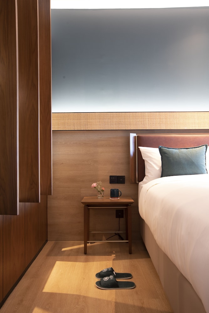 Eden, Deluxe, 2 Queen Beds، The Luma Hotel 3/4
