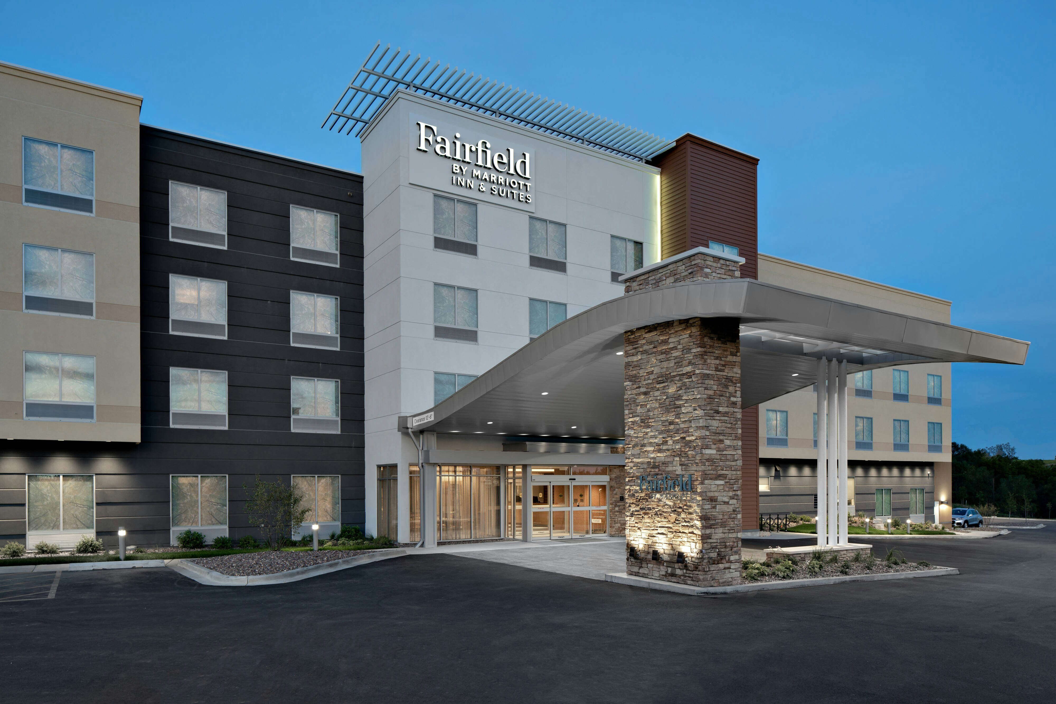 Fairfield Inn & Suites By Marriott Lake Geneva 36/36