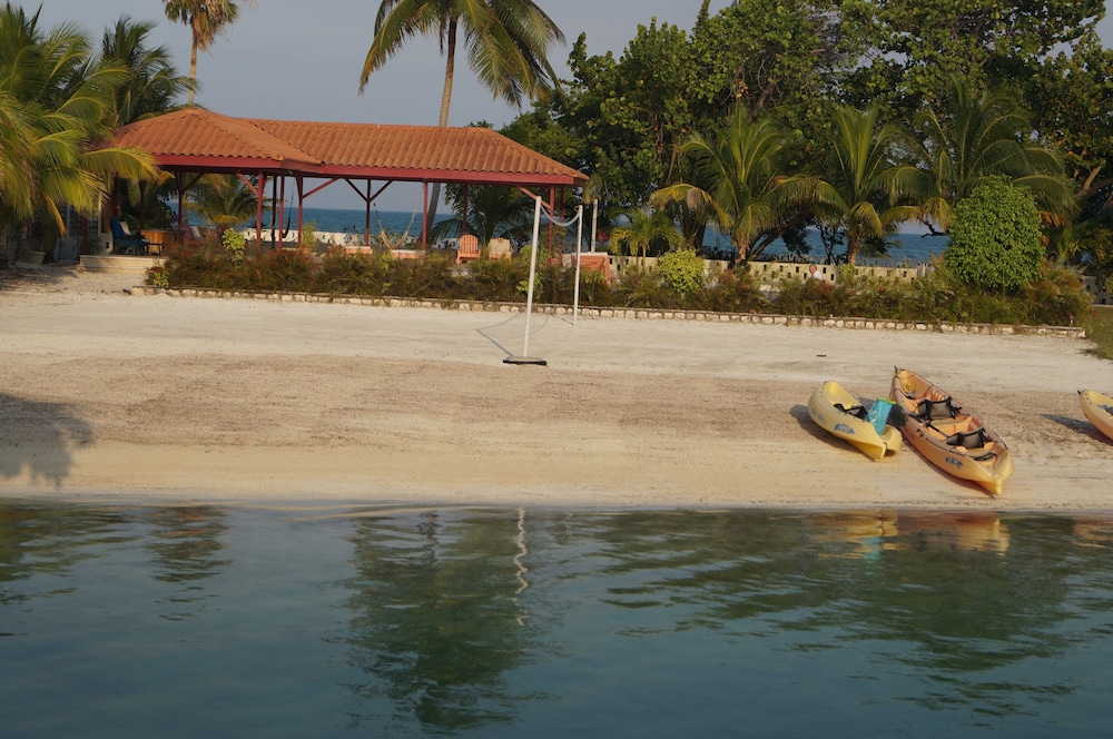 St. George's Caye Resort 33/51