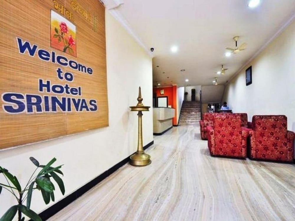 Hotel Srinivas 4/65