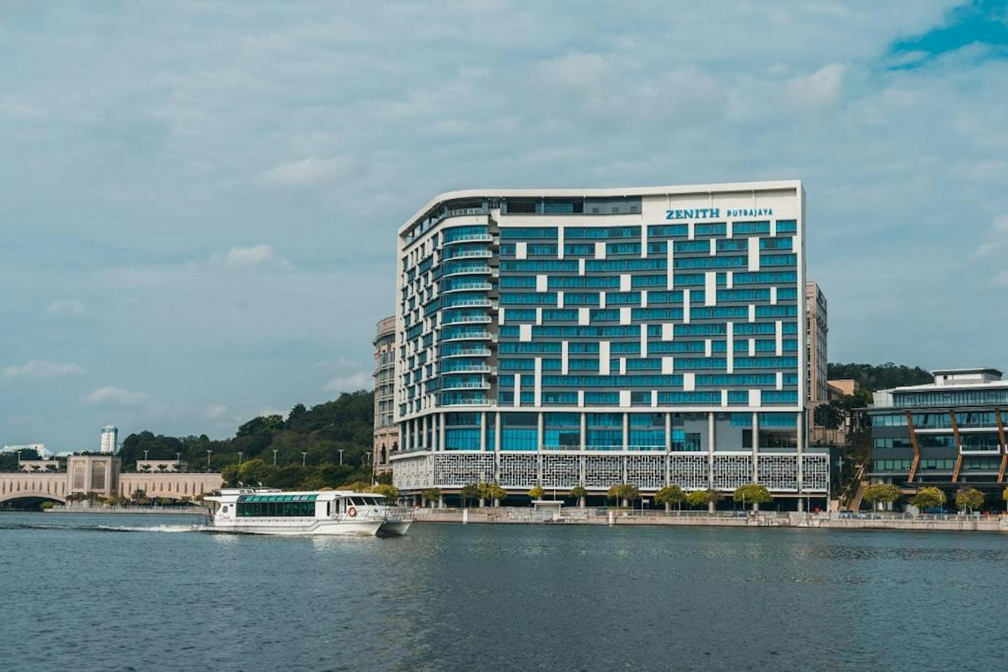 Zenith Putrajaya 1/21